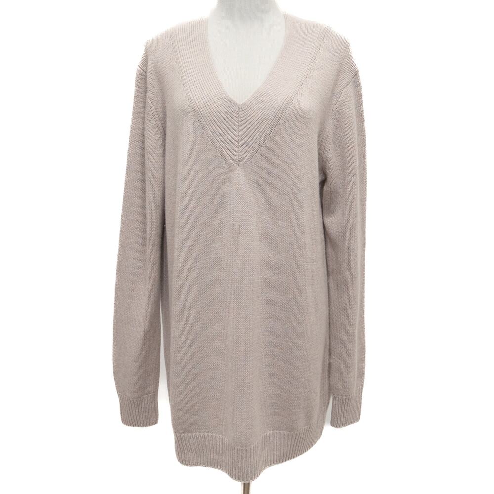 New One Grey Day Superfine Merino Wool Blend V-Neck Sweater Size Large